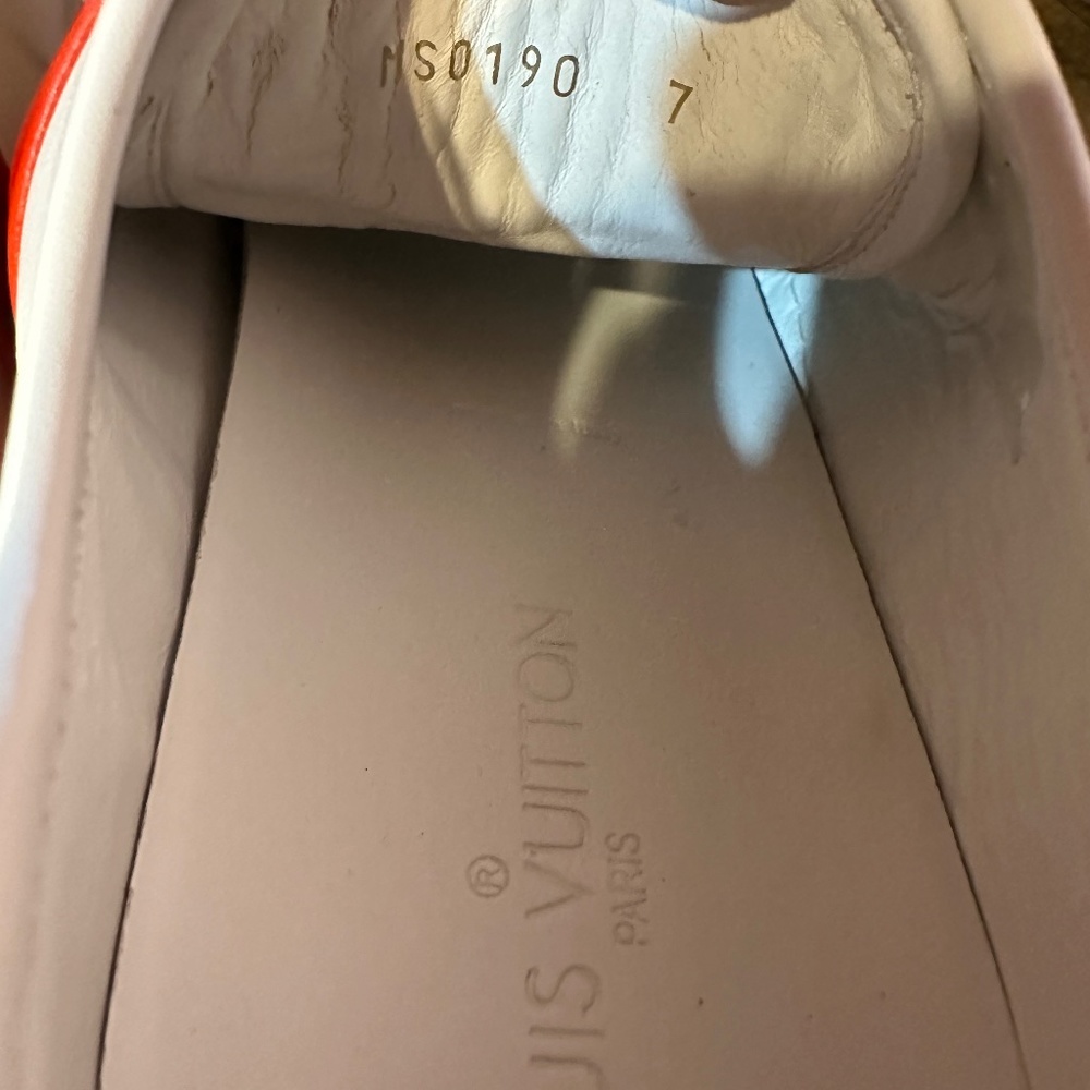 Authentic Men’s Sneaker Louis Vuitton Size 7 /MS0190 / Leather - Picture 11 of 13